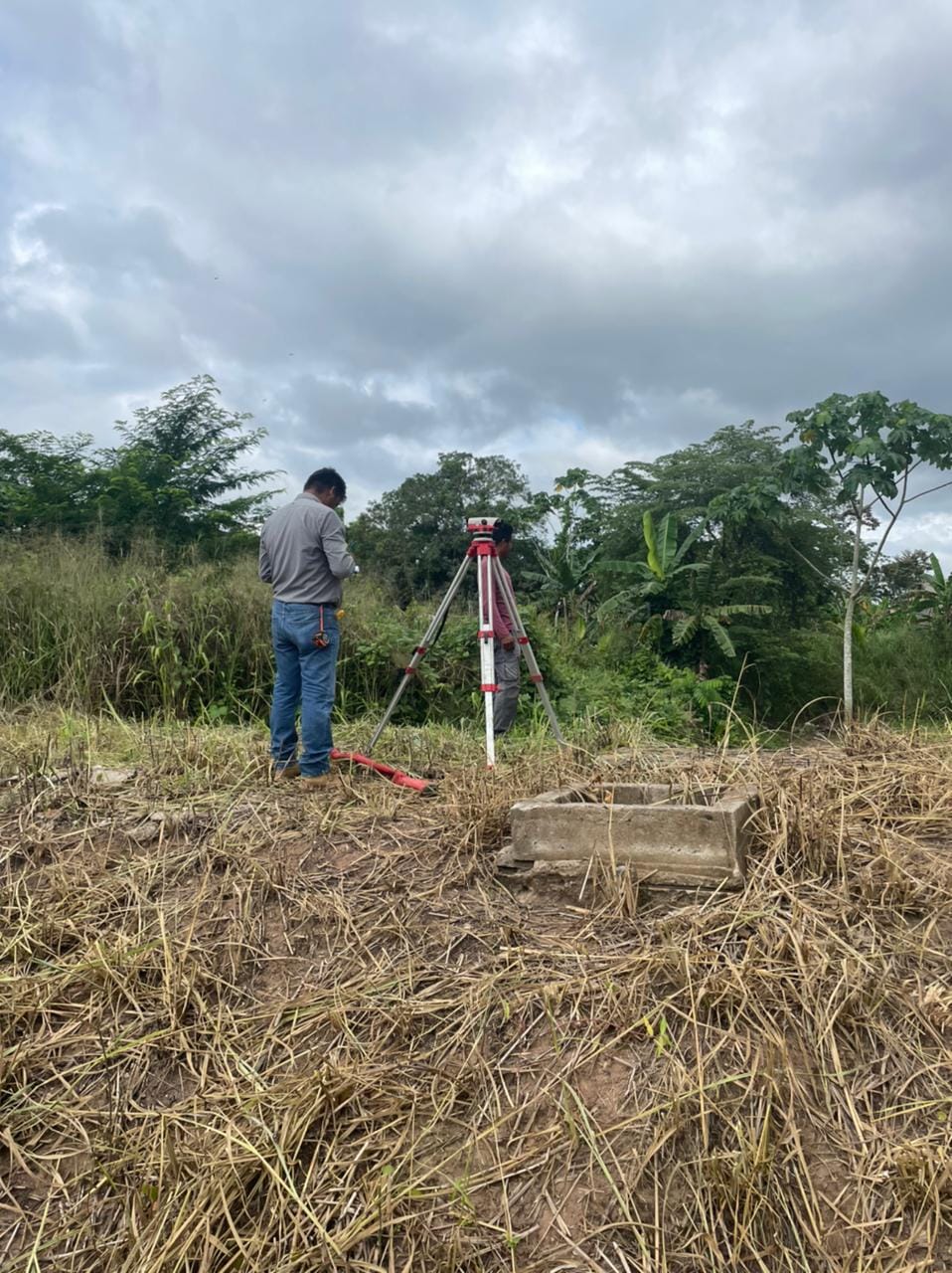 Foto adicional — Nuestra comunidad con sus autoridades trabajan…