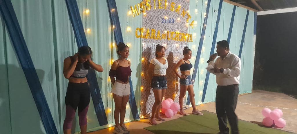 Aniversario del centro educativo y elección de reina
