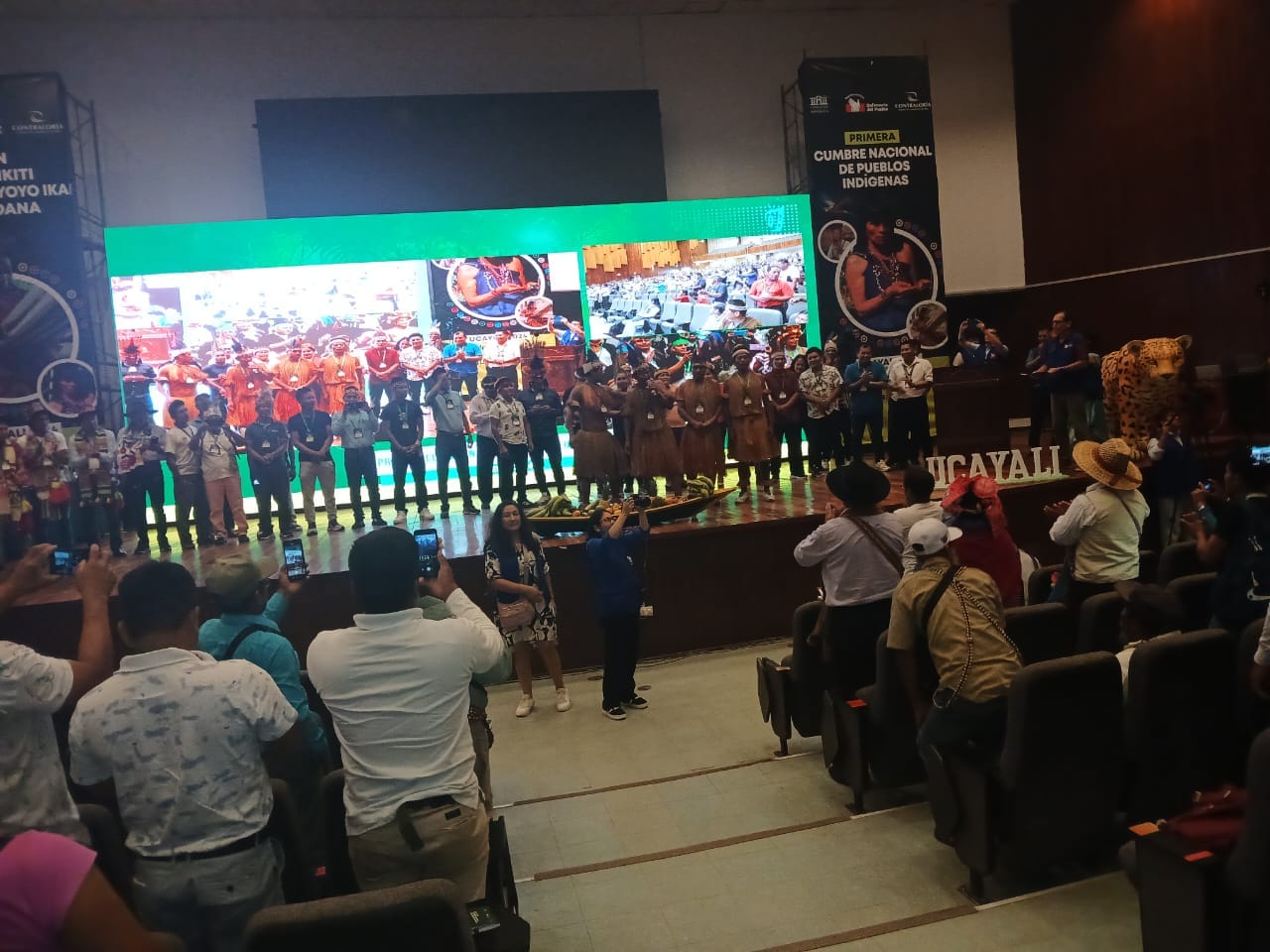 Foto adicional — Nuestros #líderes comunales vienen participando activamente…